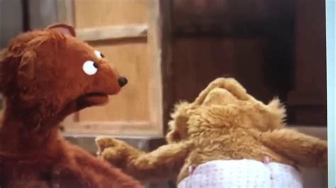 Sesame Street Curly Bear’s Growl - YouTube