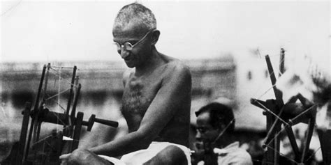 10 Iconic Photos That Show Why Gandhi Was Called The Great Soul | HuffPost