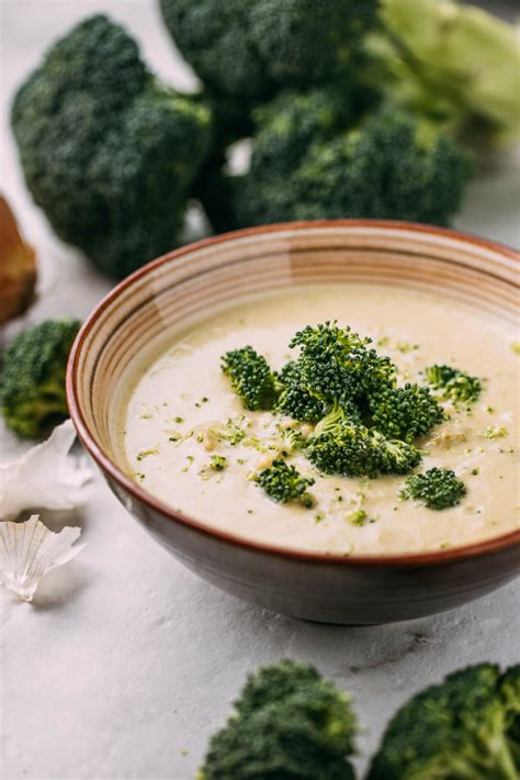 30-Minute Cream of Broccoli Soup (Dairy & Gluten-Free) Recipe | VEEG