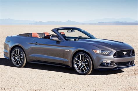 2015 Ford Mustang Convertible First Look - Motor Trend