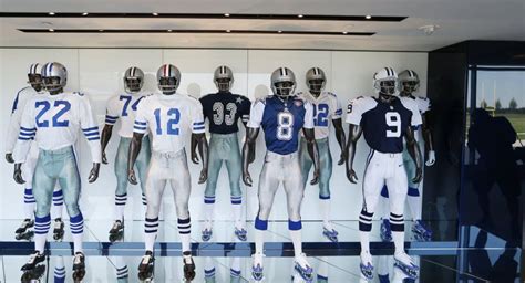 Nope, Cowboys won't be wearing their navy blue uniforms at home more often