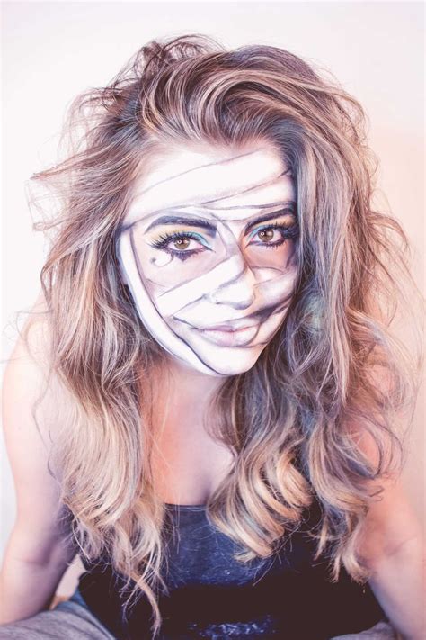 Fabulous mummy makeup for Halloween | Mummy halloween makeup, Halloween makeup, Halloween makeup ...