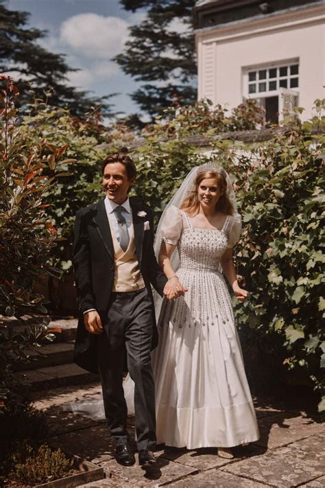 Princess Beatrice Shares Photos From Edoardo Mapelli Mozzi Wedding