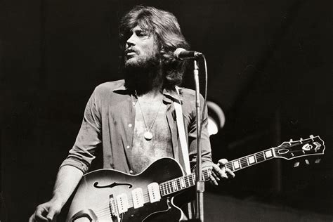 Celebrate Barry Gibb's 76th Birthday with His Life in Photos - TrendRadars