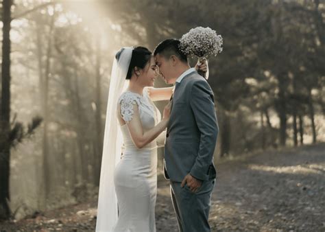 Top 17 wedding photography services in Singapore | Honeycombers