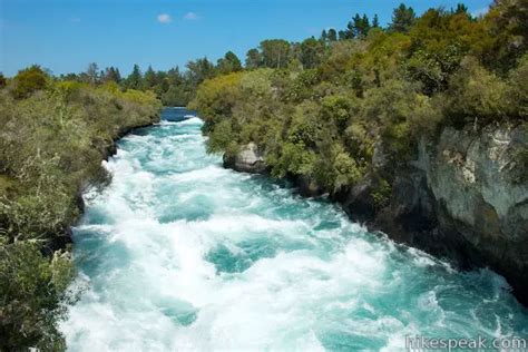 Spa Thermal Park - Huka Falls Walkway | New Zealand | Hikespeak.com Hikespeak.com