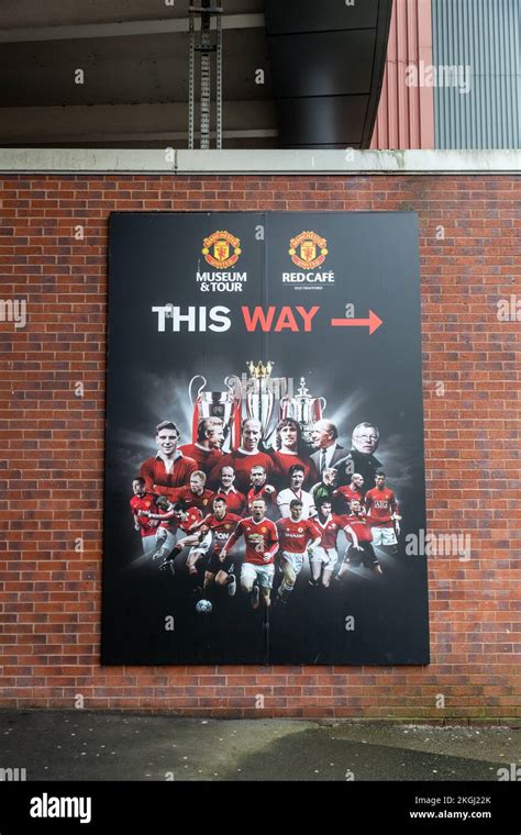 Manchester united old trafford museum hi-res stock photography and ...