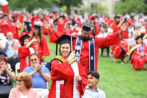 St. John’s University Holds In-Person Commencement Ceremonies for Classes of 2020 and 2021 | St ...