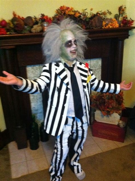 Beetlejuice! Beetlejuice! Beetlejuice! Easy Halloween costume, black suit paint whit ...