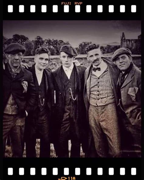 The Peaky Blinders gang 💜 | Frases de filmes, Filmes, Atores