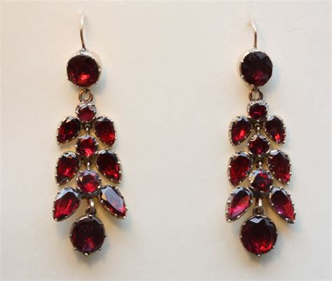 garnet earrings - Inez Stodel