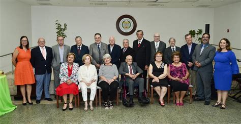 P. Rico-Colegio de Abogados distingue a juristas con 50 años de profesión – Inter News Service