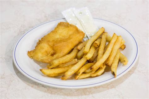 Golden Crisp Fish & Chips - blogTO - Toronto