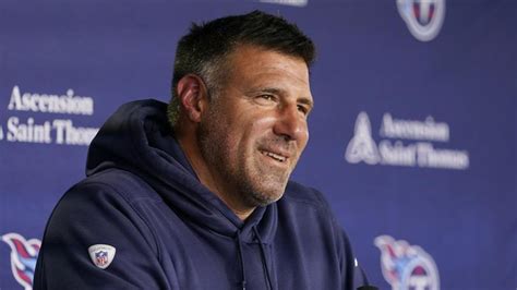 Titans coach Mike Vrabel gets doused on birthday during practice