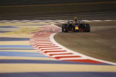 Albon surprised by lack of grip in Bahrain F1 practice crash