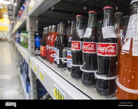 Coca cola 001 jpg hi-res stock photography and images - Alamy