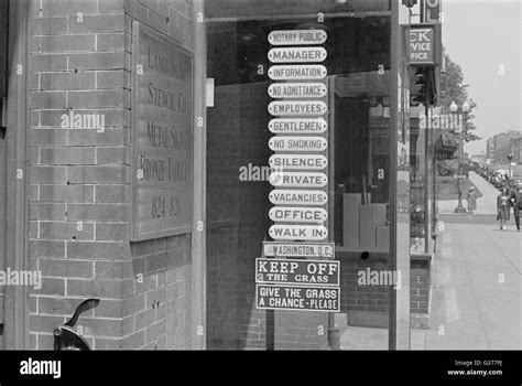 Signs, Washington, D.C Stock Photo - Alamy