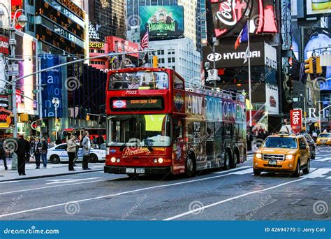 NYC Double Decker Tour Bus. Editorial Image - Image of double, adverstising: 42694770