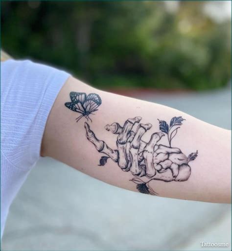 Discover 74+ flower inner arm tattoo best - vova.edu.vn