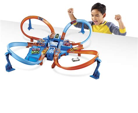 Hot Wheels Criss Cross Crash Track Set