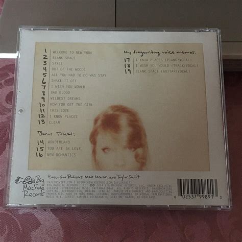 Taylor Swift 1989 Deluxe Edition album, Hobbies & Toys, Music & Media ...