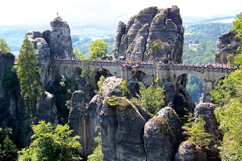 Hike through romantic valleys towards Bastei | SAXON SWITZERLAND