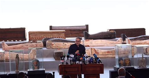 Egyptian archaeologists make the 'biggest discovery of 2020' | The Art ...