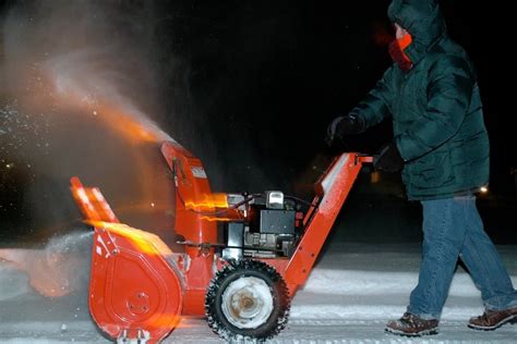 4 Best Electric Snow Blower Models For 2021 - Gardening Dream