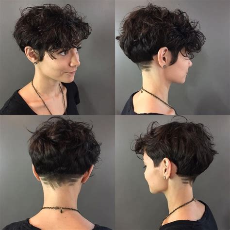 60 Most Delightful Short Wavy Hairstyles for 2024 | Short wavy hair, Short curly haircuts, Thick ...