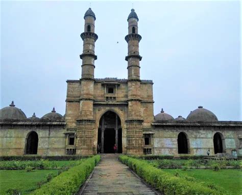 Champaner-Pavagadh Archaeological Park, history, entry fee, distance, photos