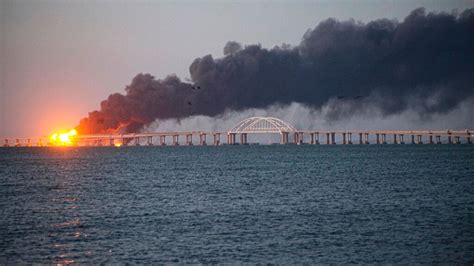 Key bridge from Russia to Crimea reopens after being partially destroyed in explosion - News 1 NYC