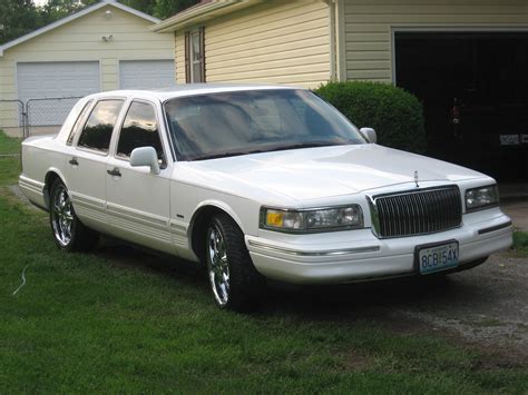 1996 Lincoln Town Car - Pictures - CarGurus