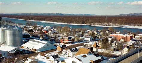 Midwest Minnesota Boutique Inn and Brewery in Downtown Wabasha MN