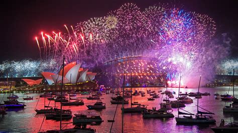 2023 New Year Fireworks Sydney Harbour Bridge Australia 5K Preview | 10wallpaper.com