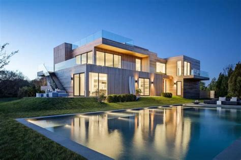 Stunning New Modern House in New York hits Market for $12,500,000