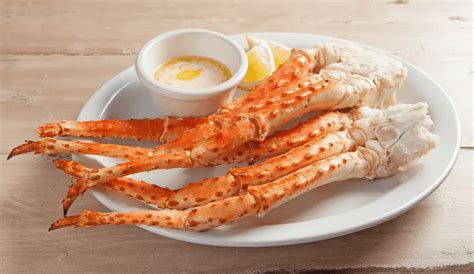 How to Steam Crab Legs in 3 Different Ways - FamilyNano