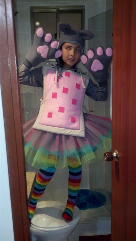 NYAN CAT JULIA: Nyan Cat Costume 2012