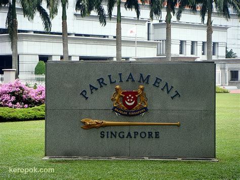 'Boring' Singapore City Photo: Singapore Parliament House.