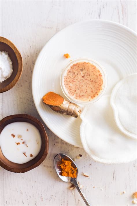 The Only Turmeric Face Mask Recipe You Need For Glowing Skin | Hello Glow