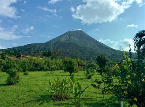 Explore Costa Rica on your own: Arenal Volcano National Park Costa Rica