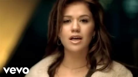 Kelly Clarkson - The Trouble With Love Is (VIDEO) Chords - Chordify