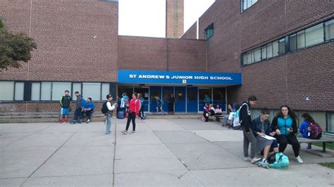 St. Andrew's Middle School - 131 Fenn Ave, North York, ON M2P 1X7, Canada