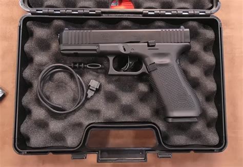 T4E Glock 17 Gen 5 Review (July 2022) | Is it worth the hype?