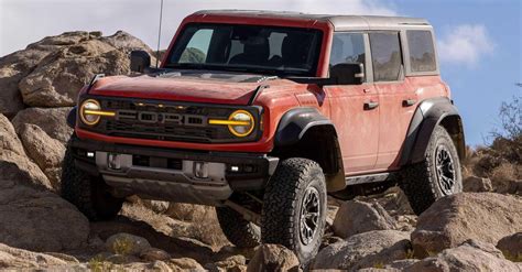 Scende in campo e le ha tutte contro: nuova Ford Bronco top e flop - News - Automoto.it