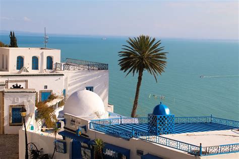 Tunisia - Language, Customs, Culture and Etiquette