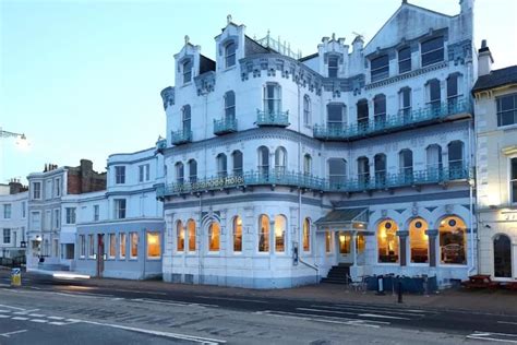 Royal Esplanade Hotel, Ryde | Best deals | lastminute.com