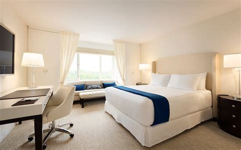 Hotels Midland MI | Rooms & Suites | The H Hotel