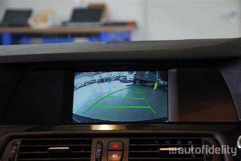 Integrated Rear View Camera System with Dynamic Guidelines for BMW 5 ...