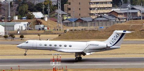 Elon Musk now has another lavish Gulfstream private jet in his arsenal ...