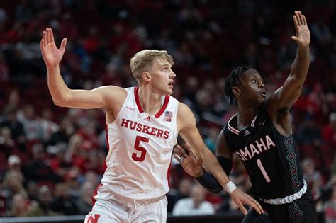 Nebraska men’s basketball moves to 2-0 for first time in Hoiberg era ...